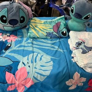 Stitch Bedding Set